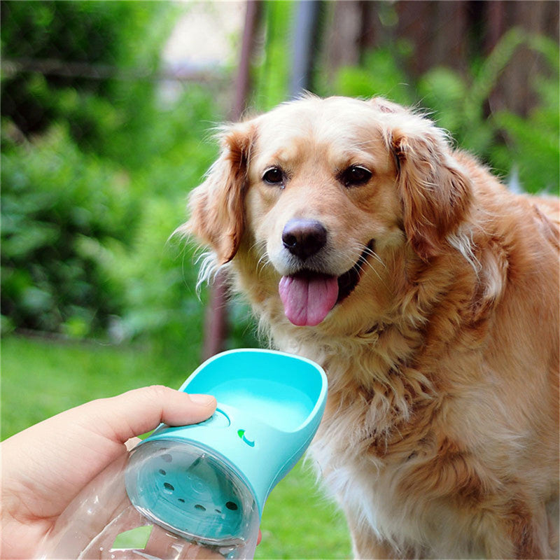Portable Dog Water Bottle – Leakproof Travel Water Dispenser for Dogs & Cats